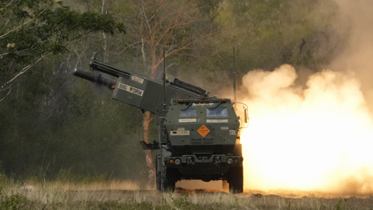 Νότια Κορέα: Η Σεούλ θα δανείσει 500.000 βλήματα πυροβολικού στις ΗΠΑ, σύμφωνα με νοτιοκορεατική εφημερίδα